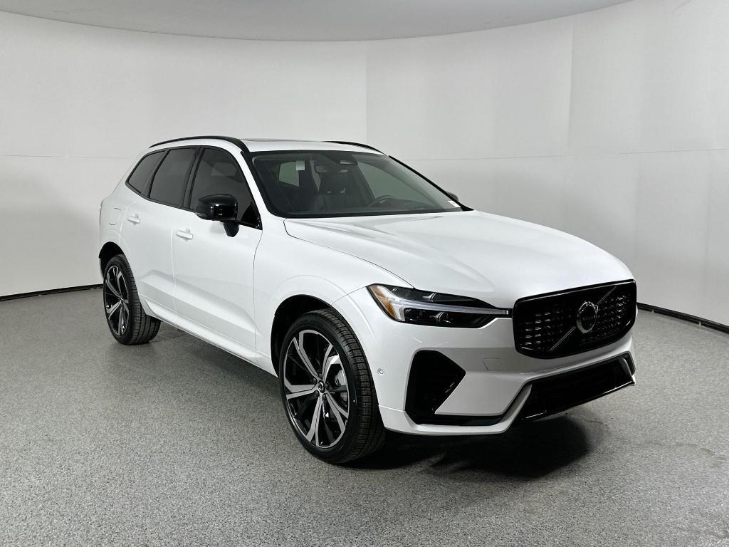 new 2025 Volvo XC60 Plug-In Hybrid car, priced at $71,750