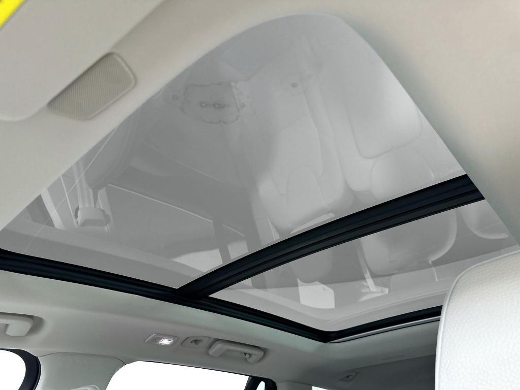 new 2025 Volvo XC90 Plug-In Hybrid car, priced at $69,765