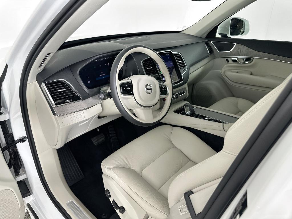 new 2025 Volvo XC90 Plug-In Hybrid car, priced at $69,765