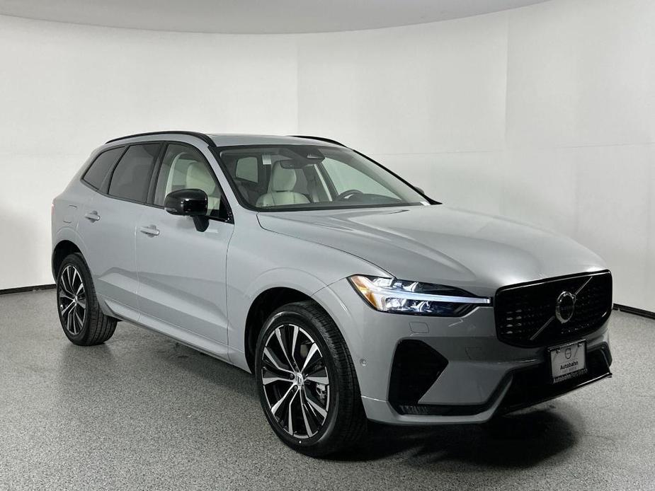 new 2025 Volvo XC60 car, priced at $53,335