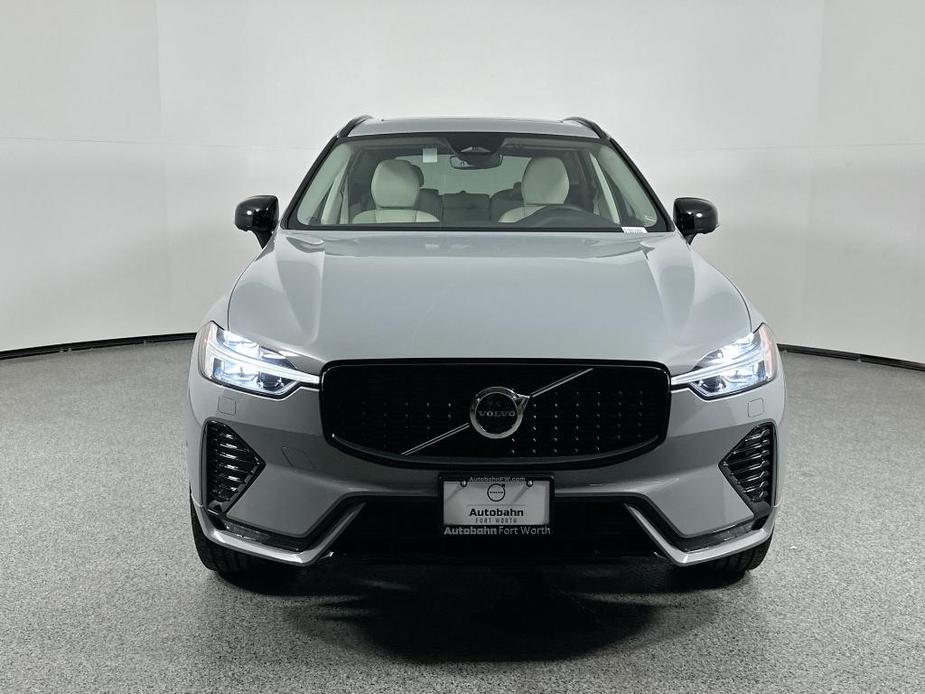 new 2025 Volvo XC60 car, priced at $53,335