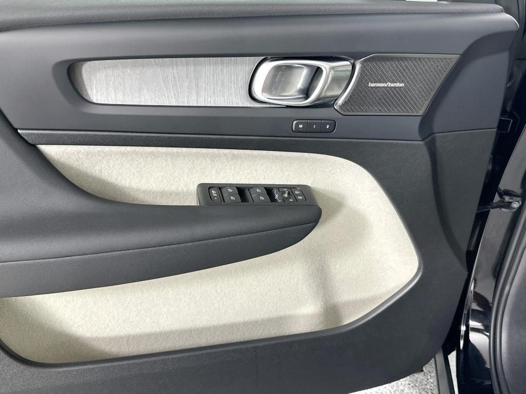 new 2026 Volvo XC40 car, priced at $53,750