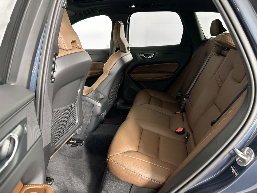 new 2025 Volvo XC60 car, priced at $55,360