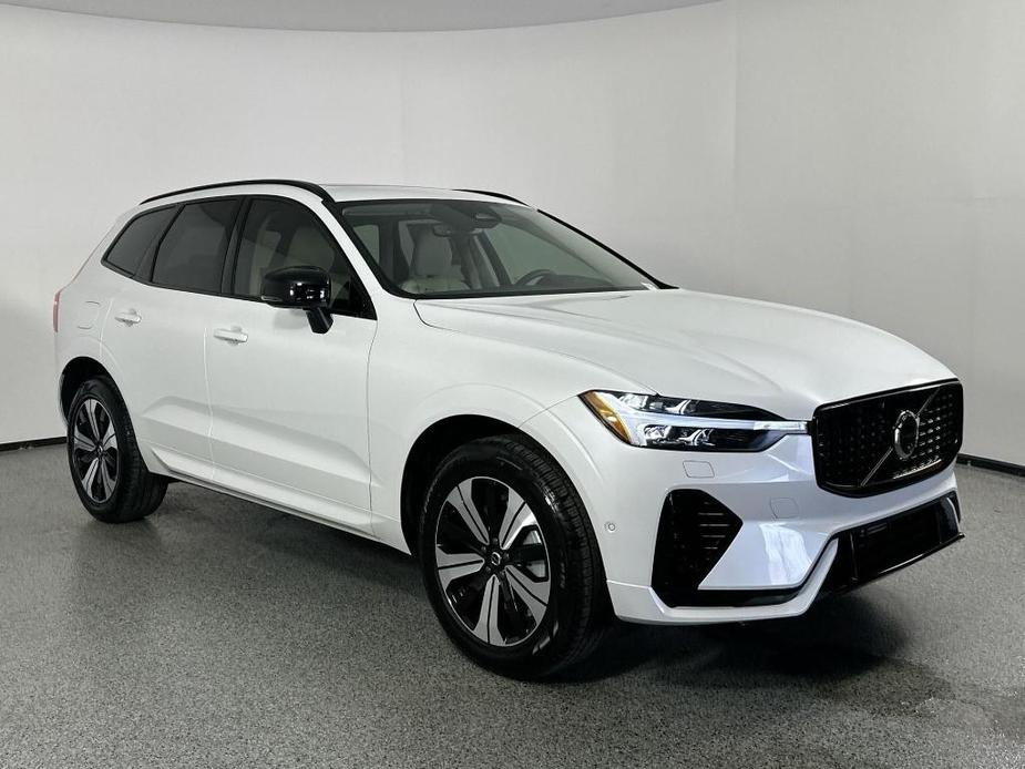 new 2025 Volvo XC60 Plug-In Hybrid car, priced at $59,991