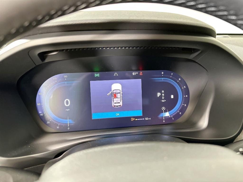 new 2025 Volvo XC40 car, priced at $39,035
