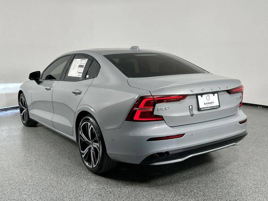 new 2024 Volvo S60 car