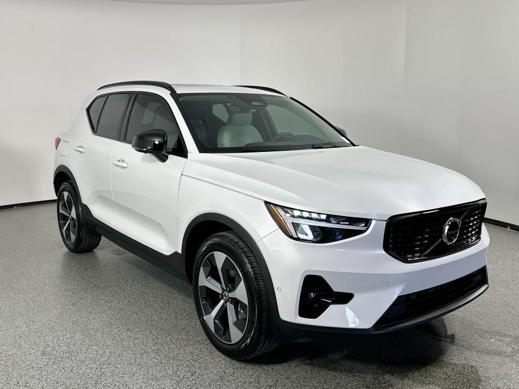 new 2026 Volvo XC40 car, priced at $49,800