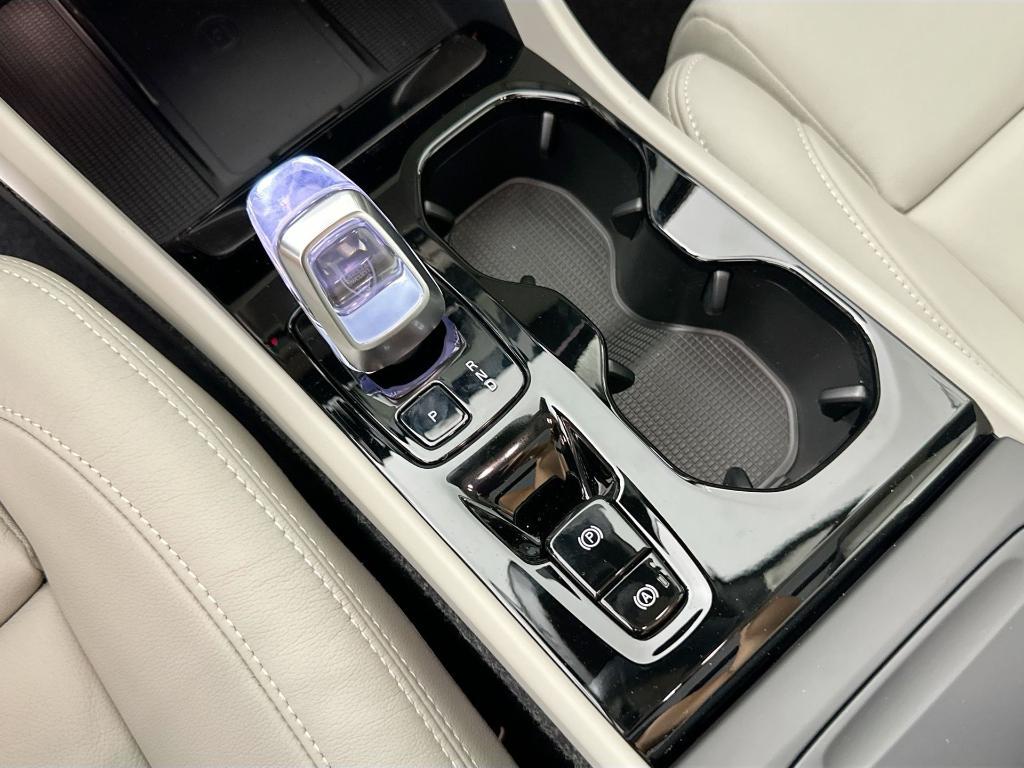 new 2026 Volvo XC40 car, priced at $49,800
