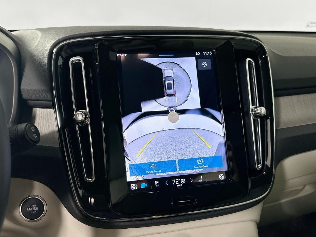 new 2025 Volvo XC40 car, priced at $47,335