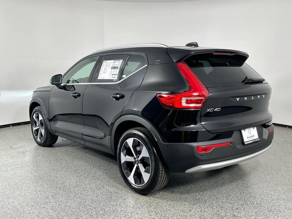 new 2025 Volvo XC40 car, priced at $47,335