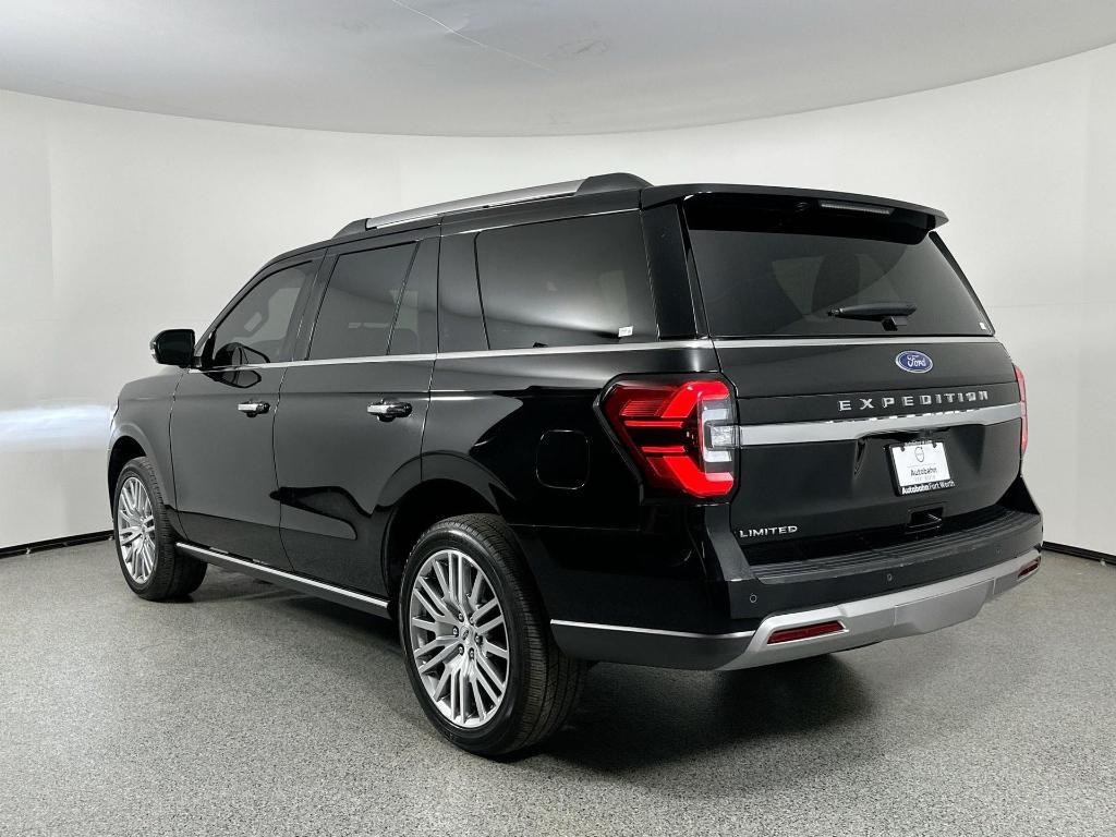 used 2024 Ford Expedition car, priced at $61,991