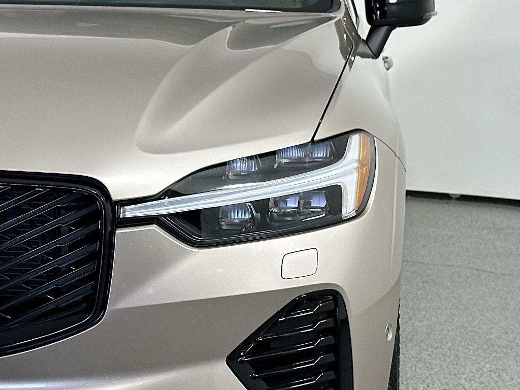 new 2026 Volvo XC60 car, priced at $57,985