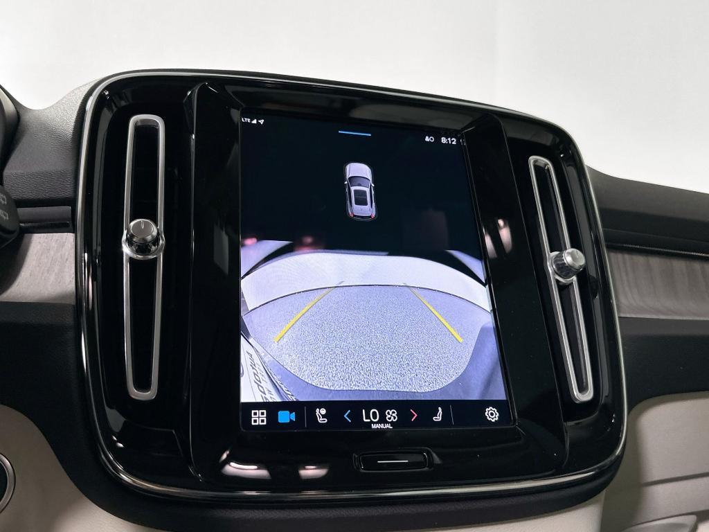new 2025 Volvo XC40 car, priced at $47,315
