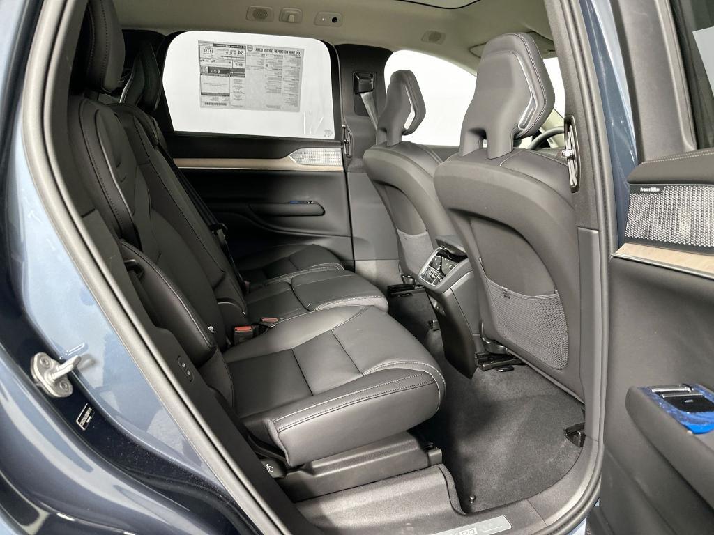 new 2025 Volvo EX90 car, priced at $79,610