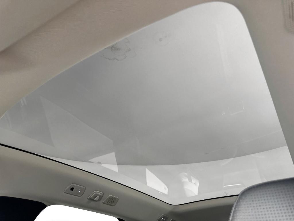 new 2025 Volvo EX90 car, priced at $83,610