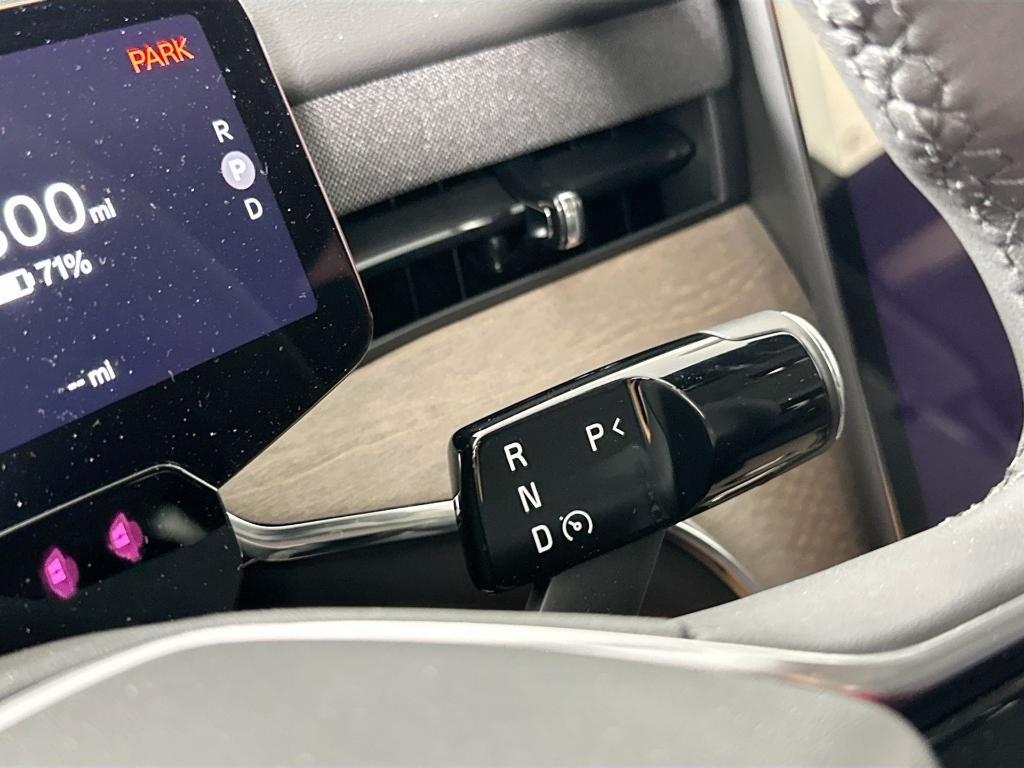 new 2025 Volvo EX90 car, priced at $83,610