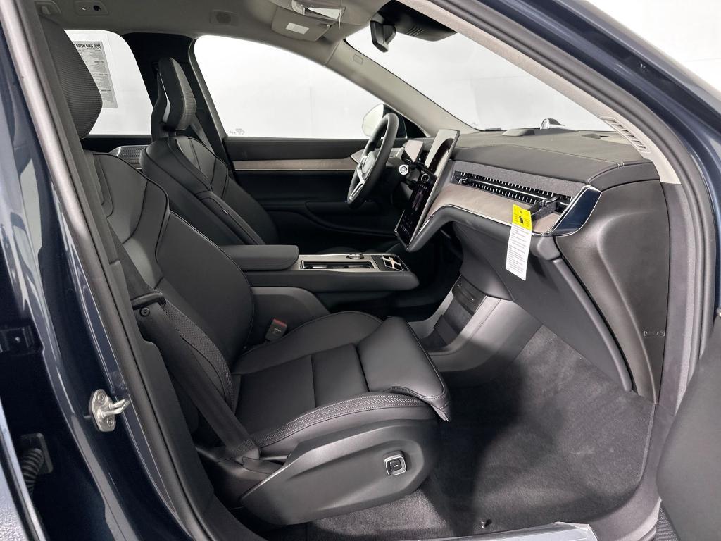 new 2025 Volvo EX90 car, priced at $79,610