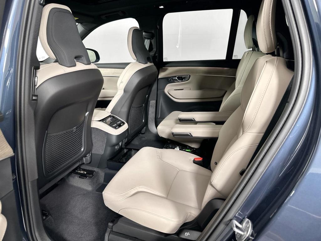 new 2026 Volvo XC90 car, priced at $74,495