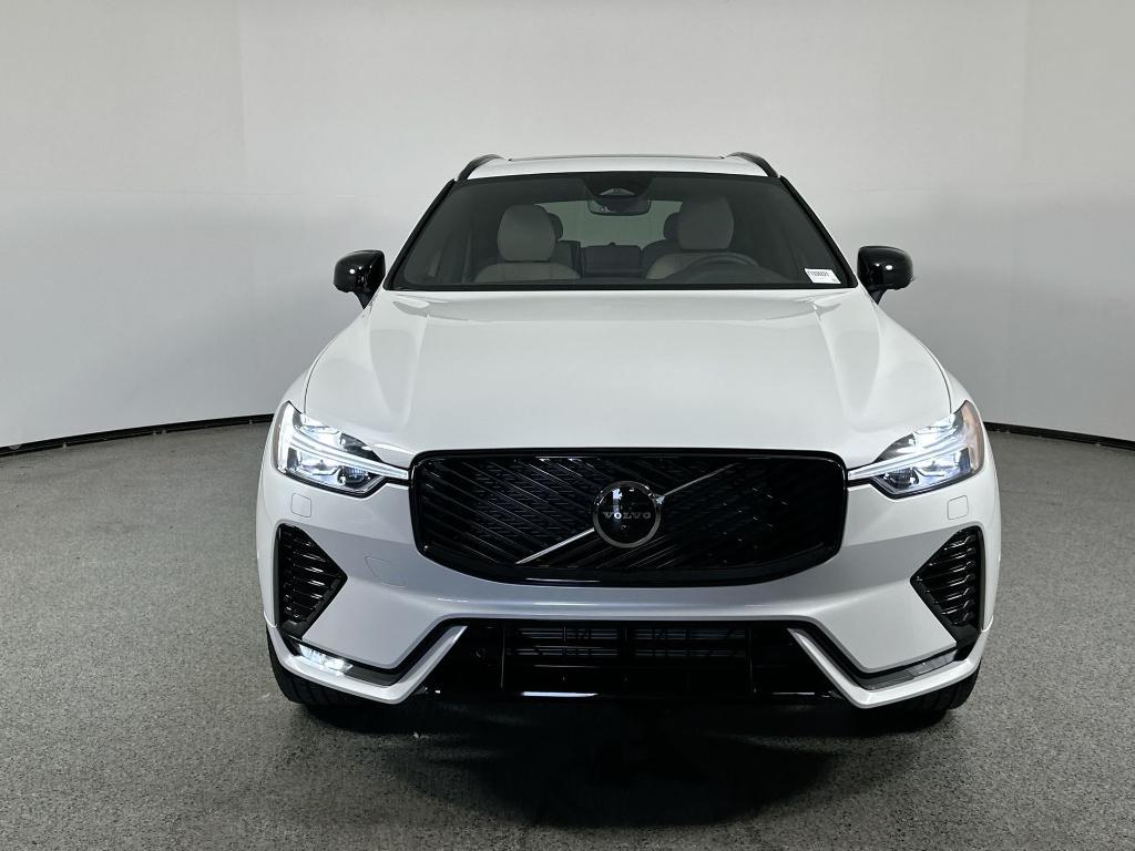 new 2026 Volvo XC60 car, priced at $57,985