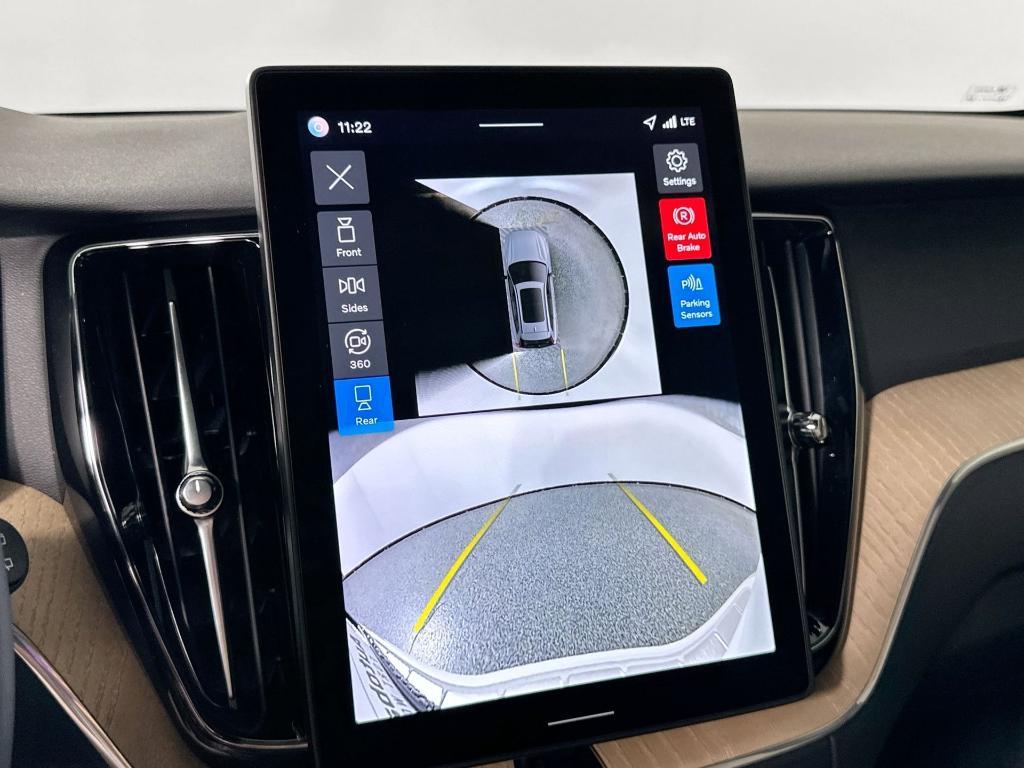 new 2026 Volvo XC60 car, priced at $57,985