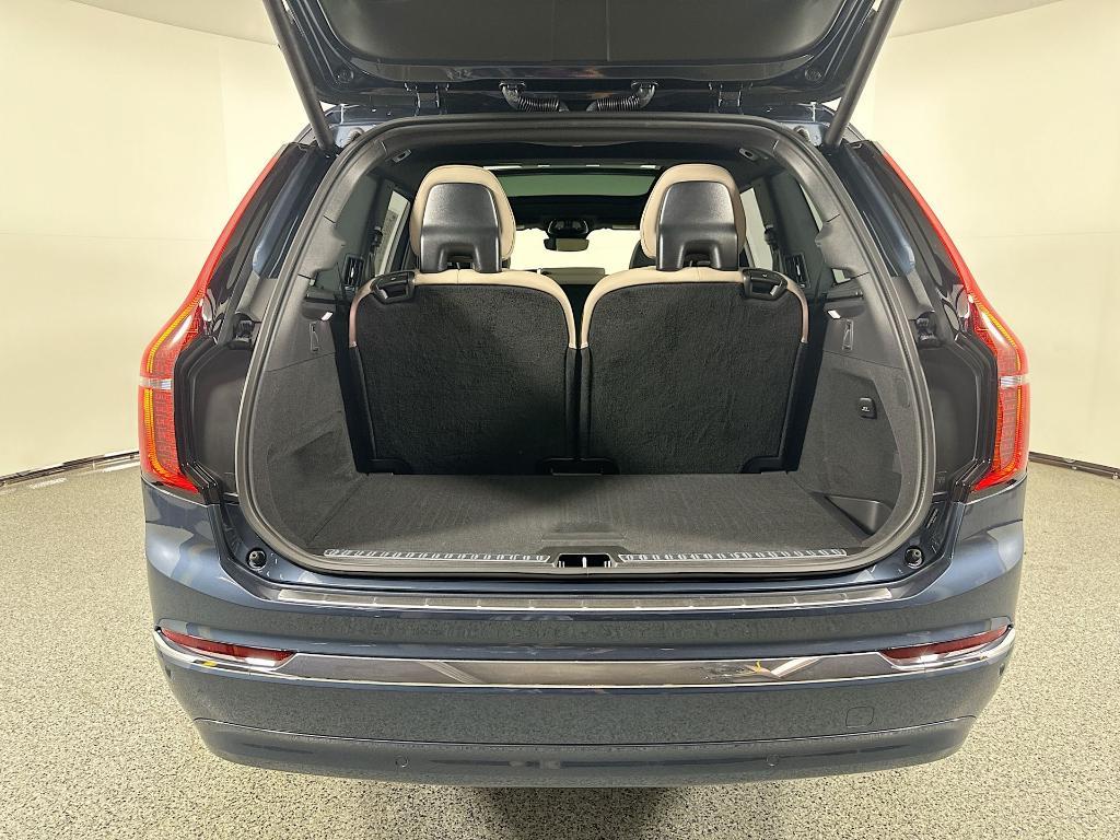 new 2025 Volvo XC90 car, priced at $60,200