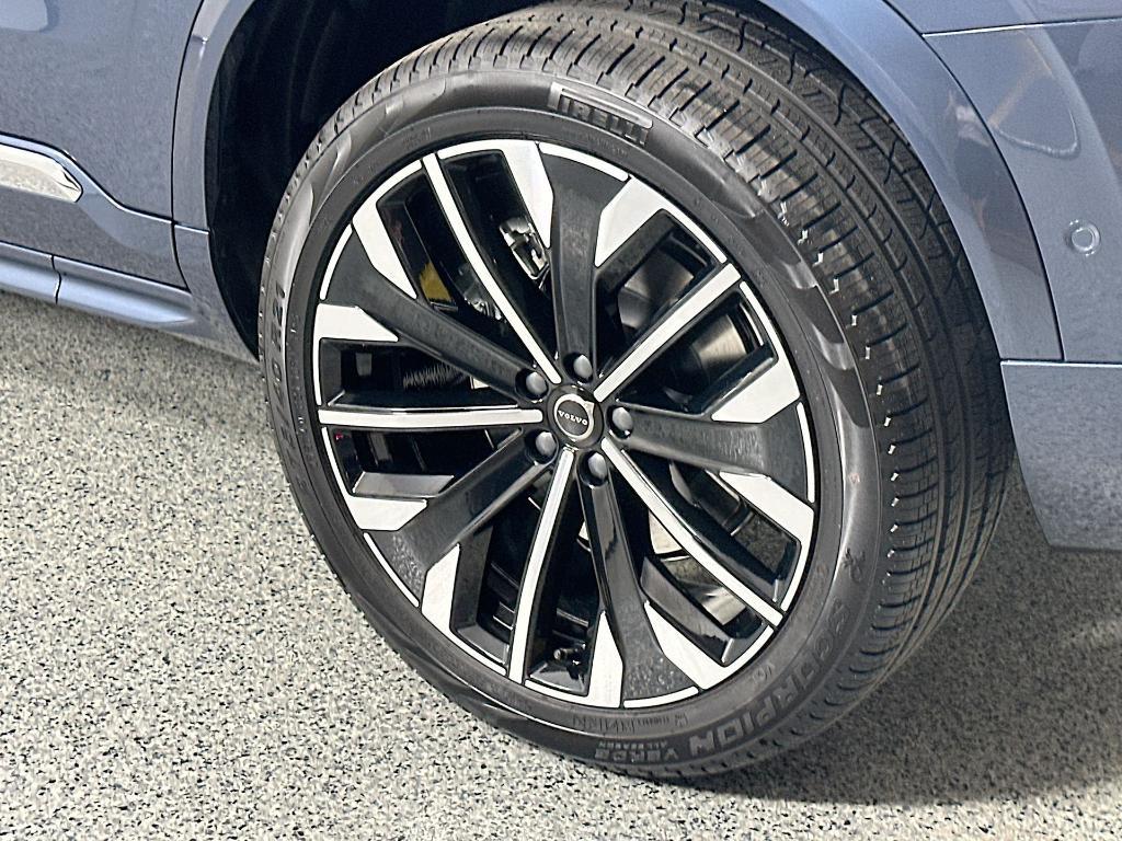 new 2026 Volvo XC90 car, priced at $71,825