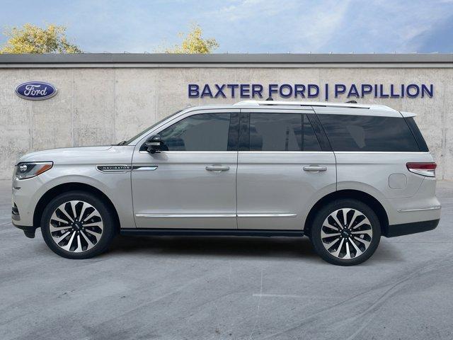 used 2023 Lincoln Navigator car, priced at $60,000