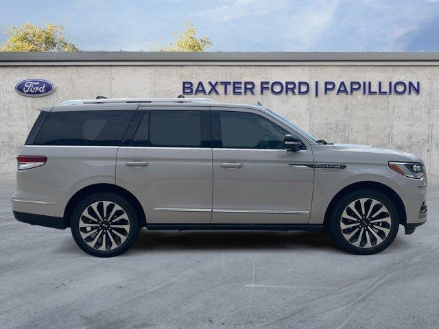 used 2023 Lincoln Navigator car, priced at $60,000