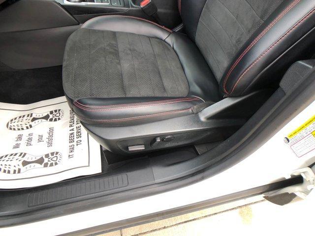 used 2022 Ford Escape car, priced at $25,911