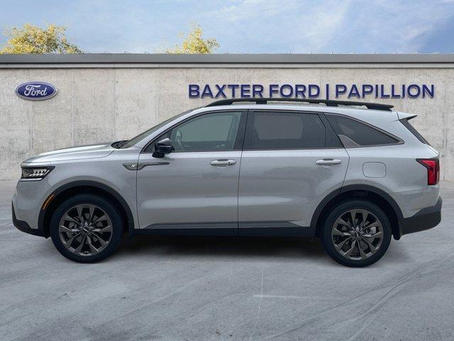 used 2023 Kia Sorento car, priced at $31,900
