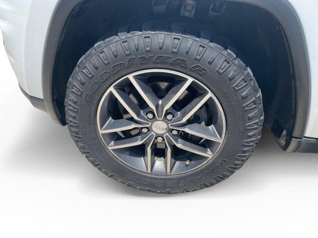 used 2017 Jeep Grand Cherokee car, priced at $19,000