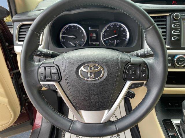 used 2019 Toyota Highlander car, priced at $29,692