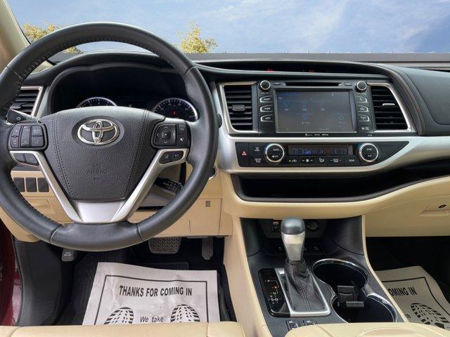 used 2019 Toyota Highlander car, priced at $29,692