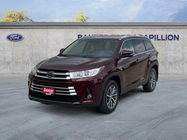 used 2019 Toyota Highlander car, priced at $29,692