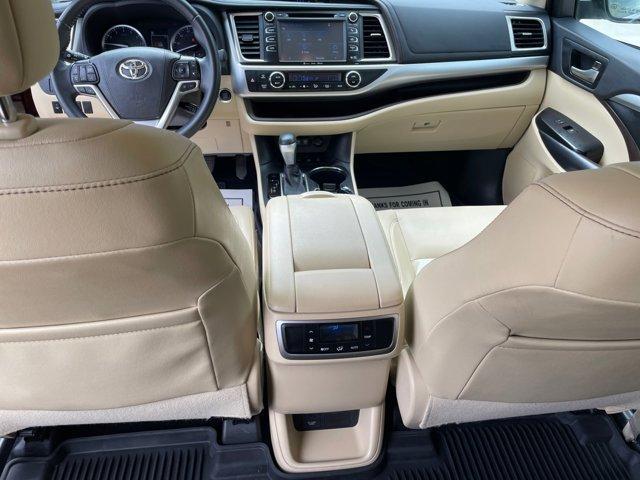 used 2019 Toyota Highlander car, priced at $29,692