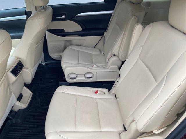 used 2019 Toyota Highlander car, priced at $29,692