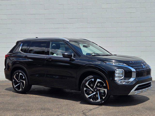 new 2024 Mitsubishi Outlander car, priced at $38,809