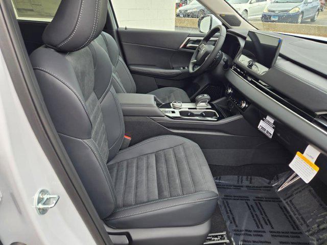 new 2025 Mitsubishi Outlander car, priced at $40,750