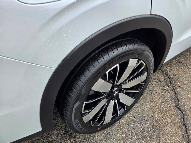 new 2025 Mitsubishi Outlander car, priced at $40,750