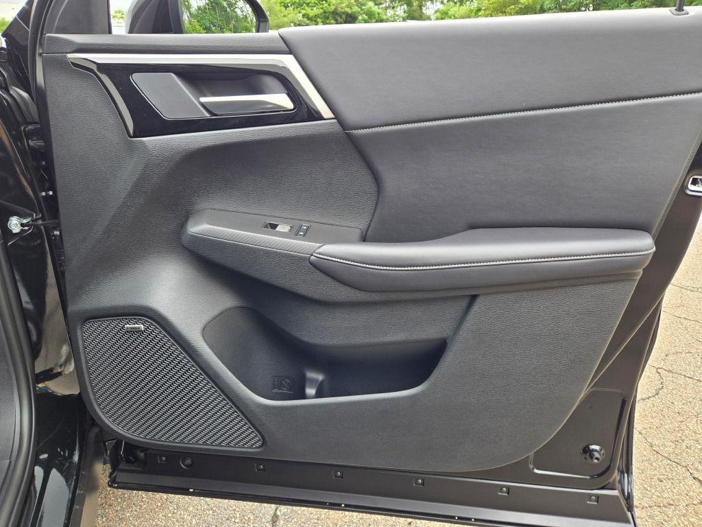 new 2025 Mitsubishi Outlander car, priced at $34,927