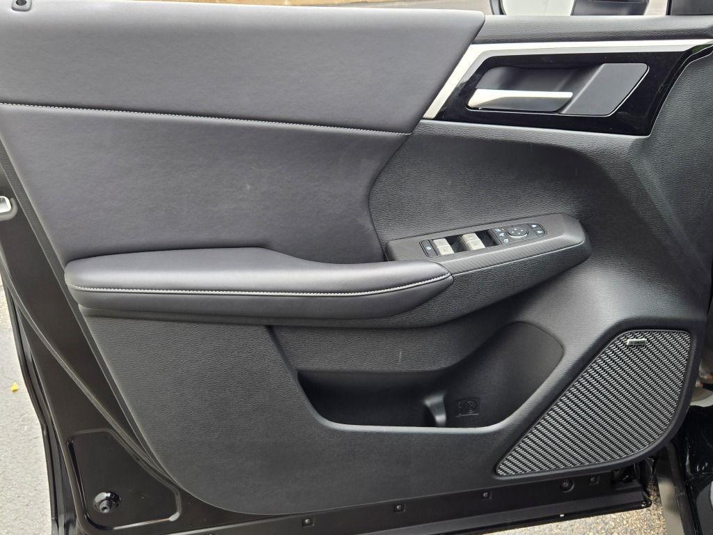 new 2025 Mitsubishi Outlander car, priced at $34,927