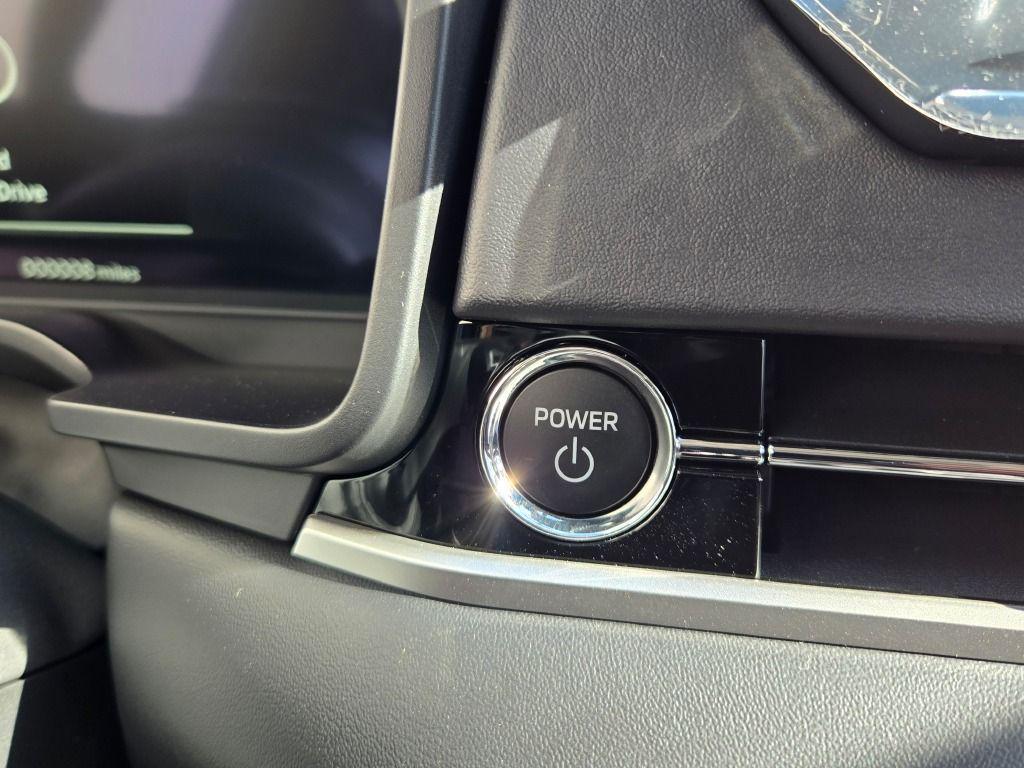 new 2025 Mitsubishi Outlander PHEV car, priced at $40,820