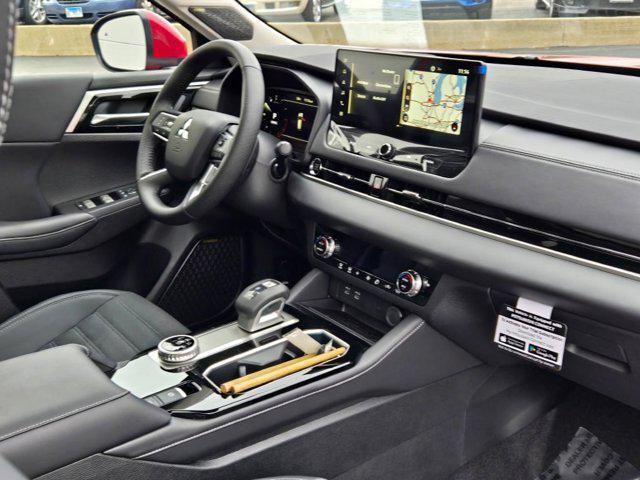 new 2025 Mitsubishi Outlander car, priced at $39,880