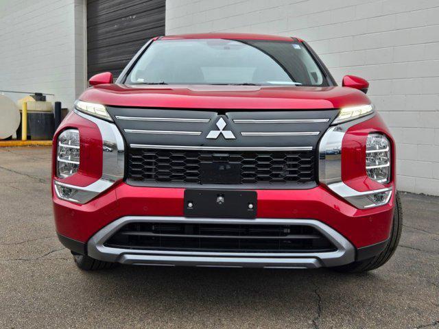 new 2025 Mitsubishi Outlander car, priced at $39,880