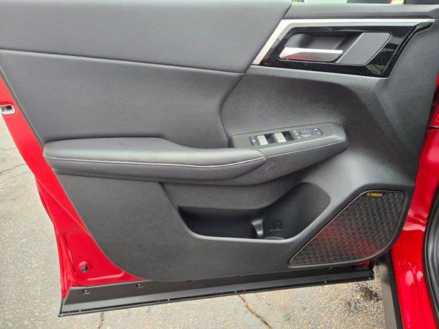 new 2025 Mitsubishi Outlander car, priced at $39,880