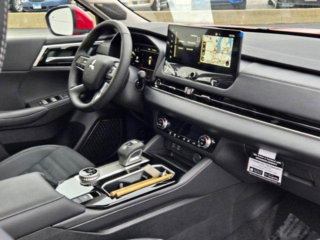new 2025 Mitsubishi Outlander car, priced at $39,282
