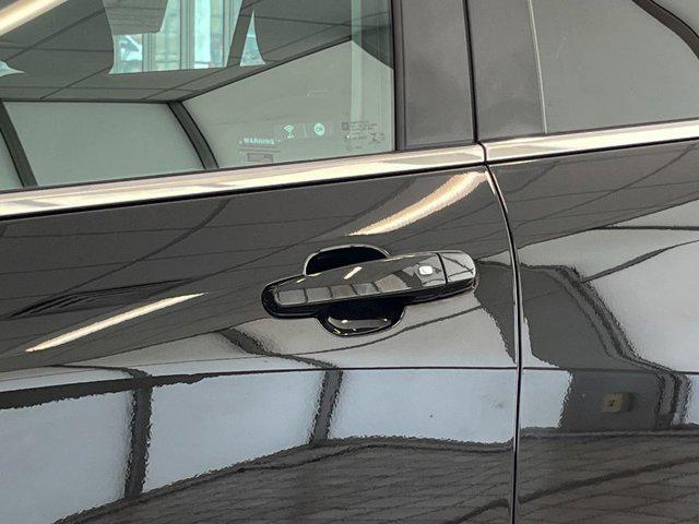 used 2022 Chevrolet Equinox car, priced at $19,490