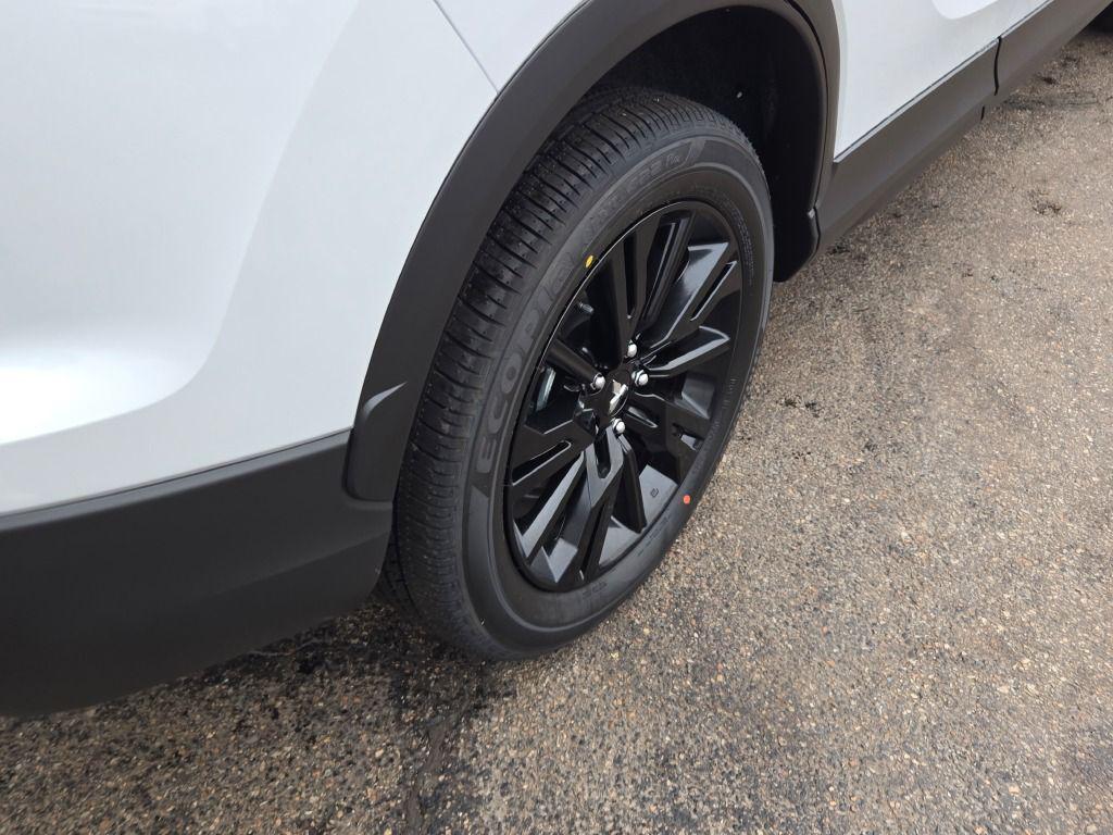 new 2025 Mitsubishi Eclipse Cross car, priced at $29,486