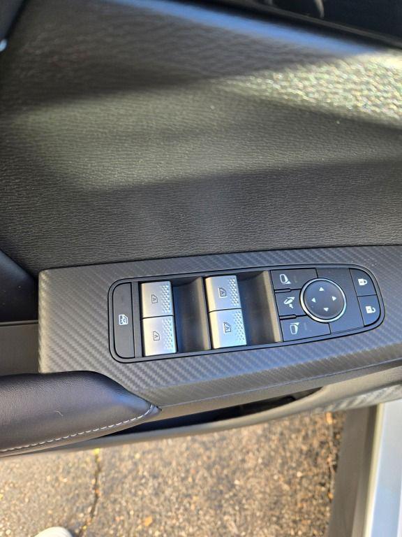 new 2025 Mitsubishi Outlander car, priced at $37,275