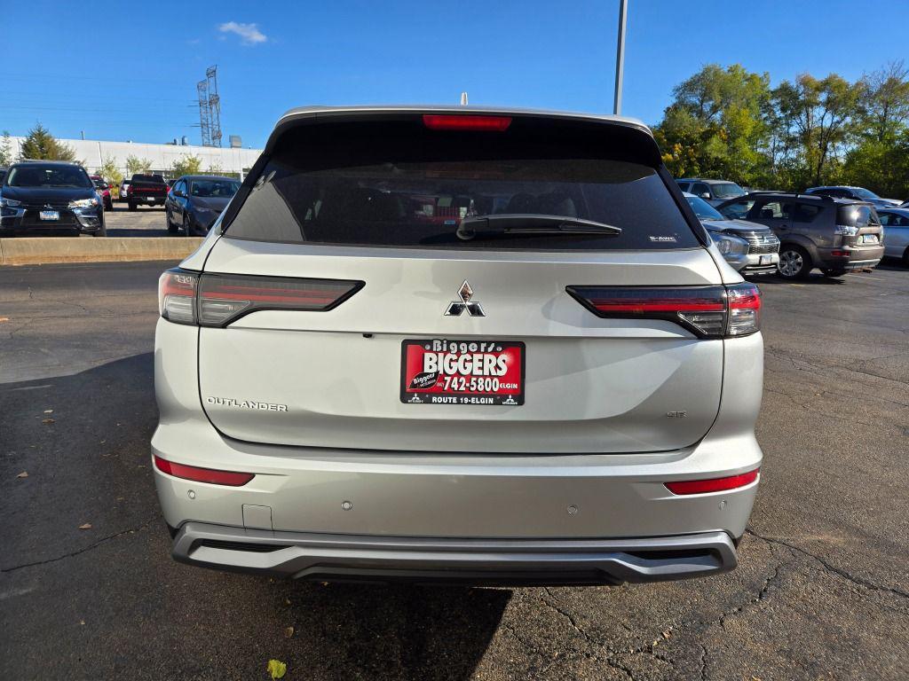 new 2025 Mitsubishi Outlander car, priced at $37,275